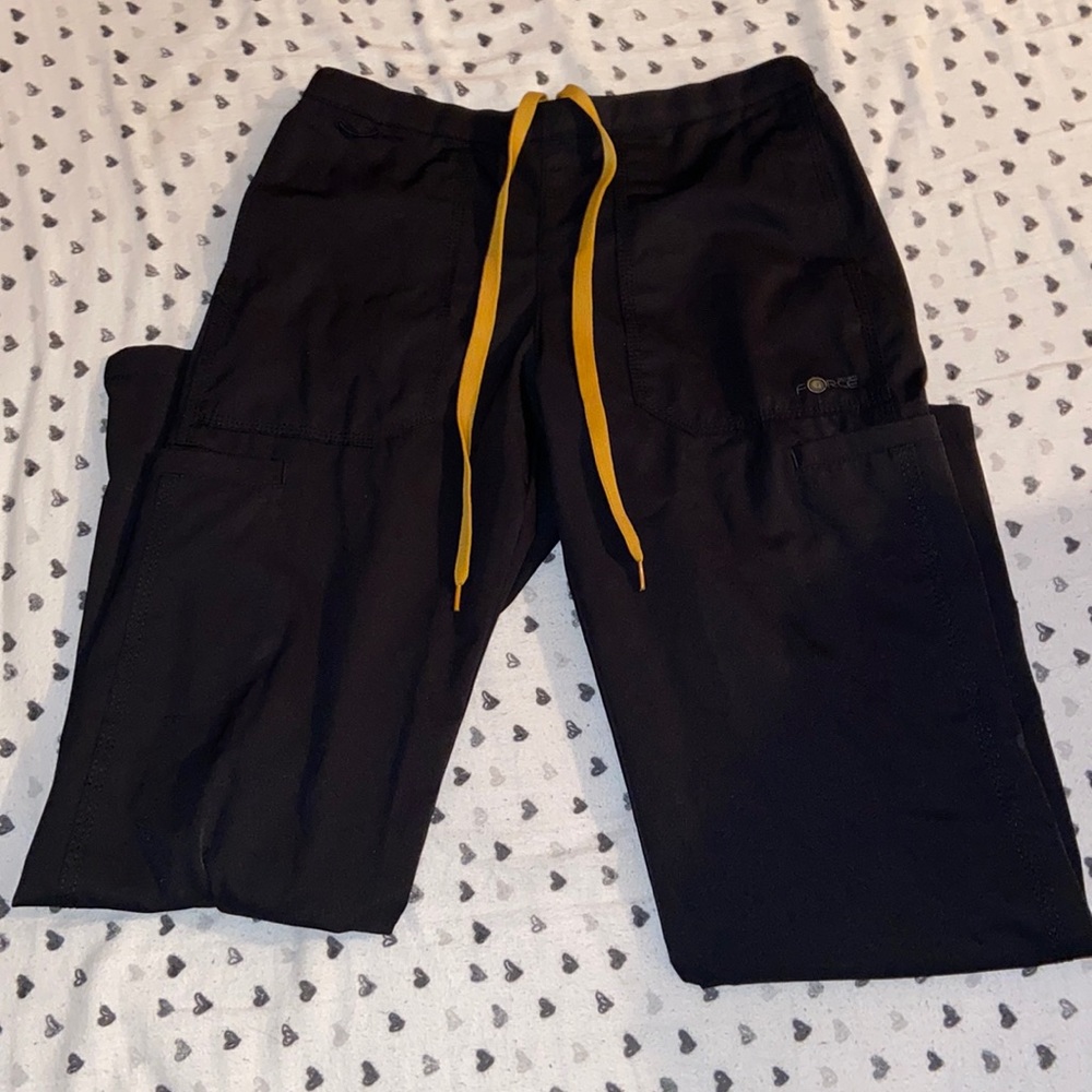 Black carhartt scrub pants!